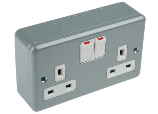 SOCKET, PLUG-IN ELECTRONIC COMPONENT, METAL CLAD, 2 GANG, 230V,