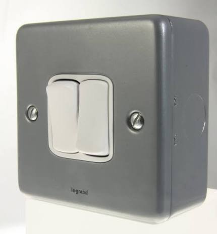 SOCKET, SWITCH, METAL CLAD, 2 WAY, 2 GANG