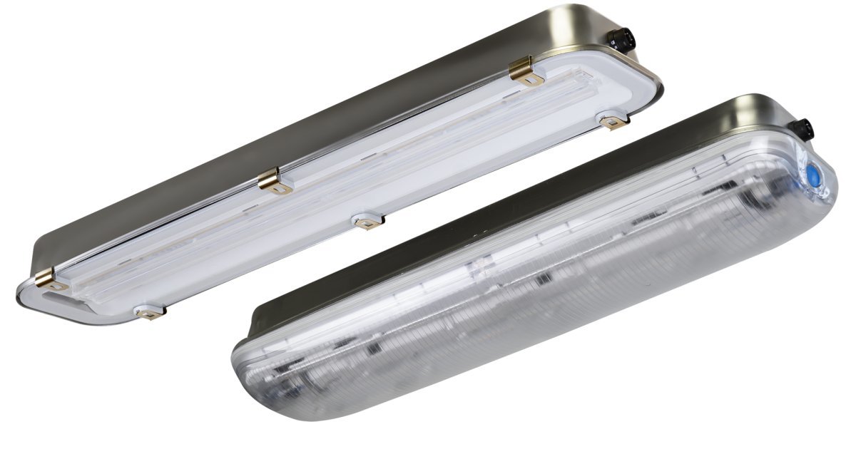 FIXTURE, LIGHT, LED, RETROFIT, POLYCARBONATE, 3900LM, 5500K, 40W