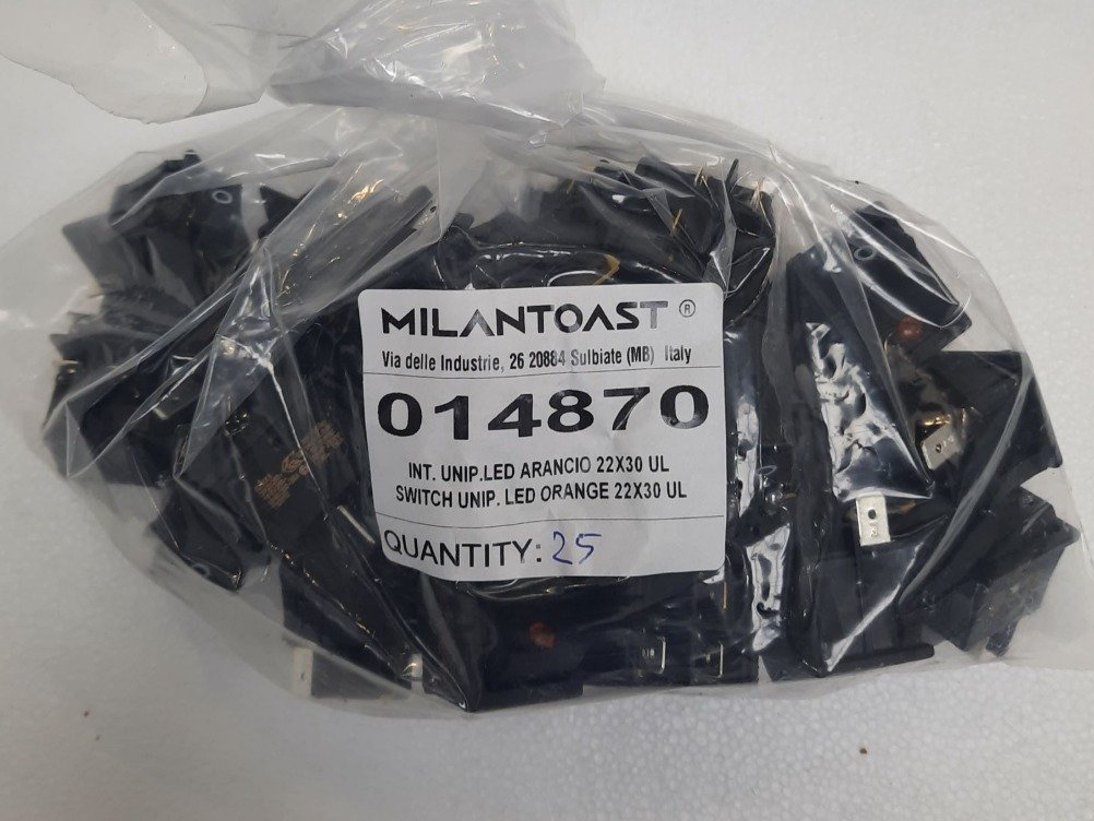 SWITCH, ROCKER, w/LED INDICATOR LIGHT, BIPOLAR, BLACK, 250V
