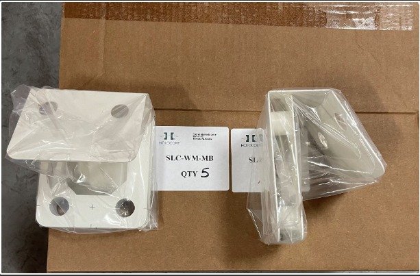 BRACKET, MOUNTING, RACEWAY, GALVANIZED STEEL, 16 GAGE