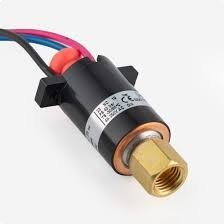SWITCH, PRESSURE, HIGH, ACB, 250V, 6A, 276 PSI, 39.4 INCHES, MANUFACTURER# DANFOSS, MODEL NO# 061F8675,